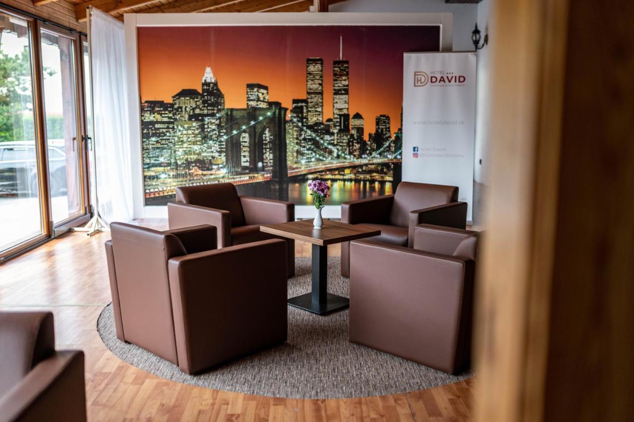 Hotel David Velke Bosany ภายนอก รูปภาพ