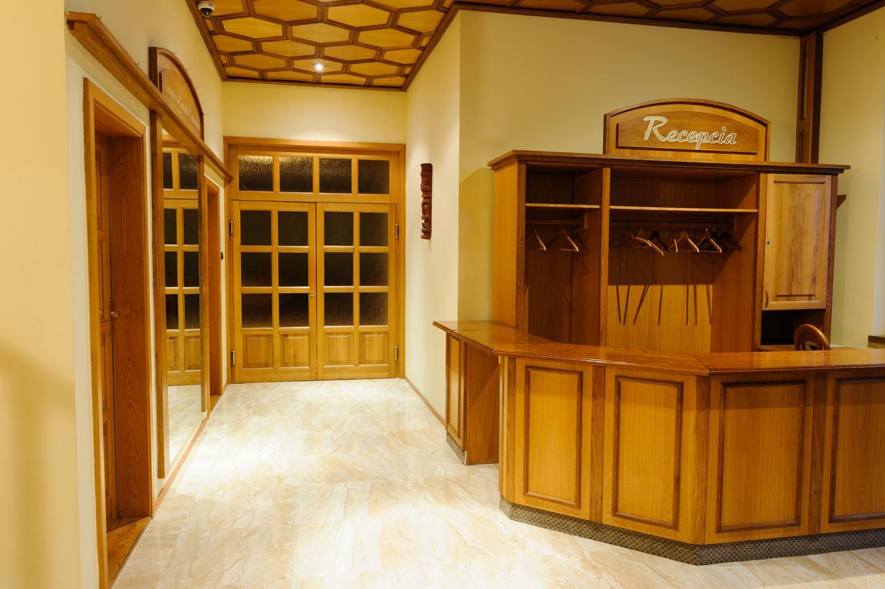 Hotel David Velke Bosany ภายนอก รูปภาพ
